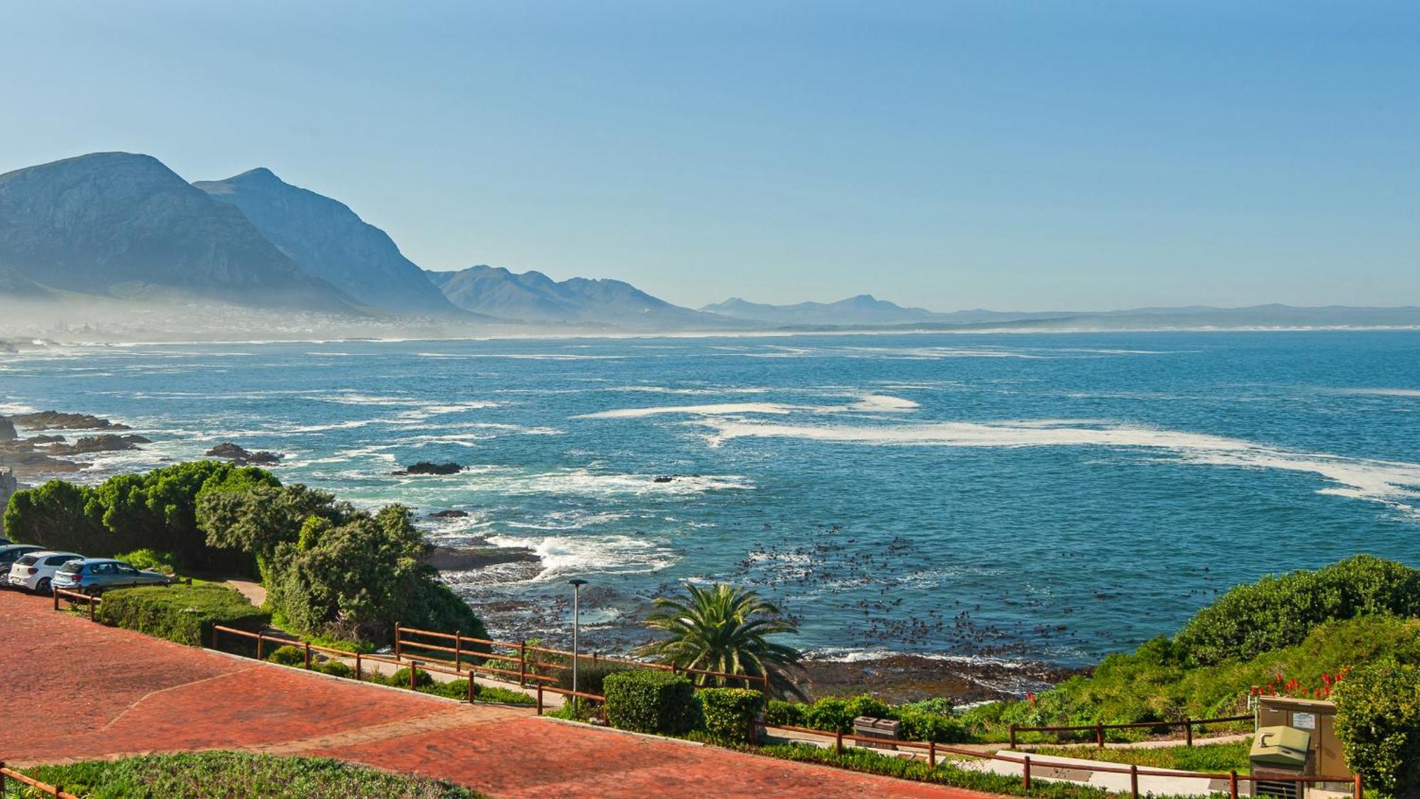 Walker Bay Luxury Seafront Apartment Hermanus Exterior foto
